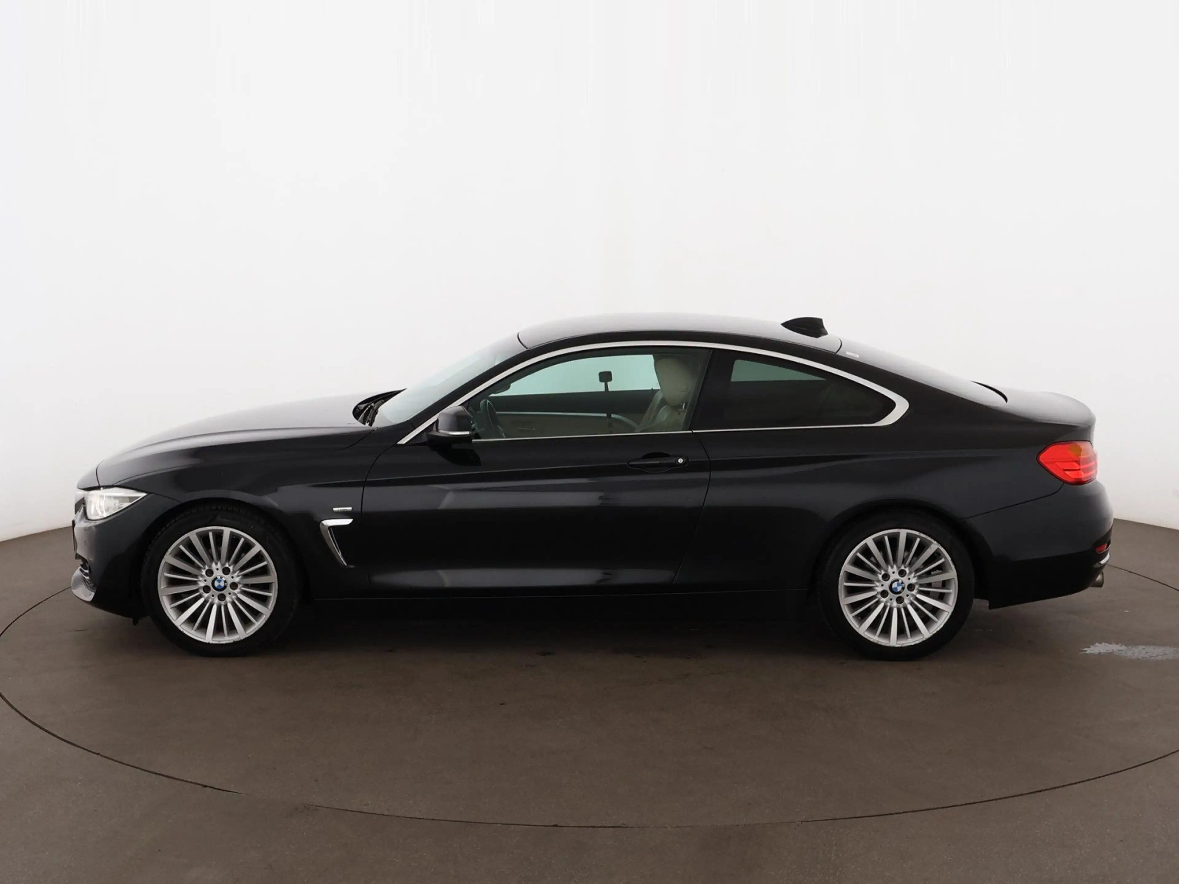 BMW 420 i Coupe Luxury Line XENON LEDER SITZHZG TEMP — photo 6