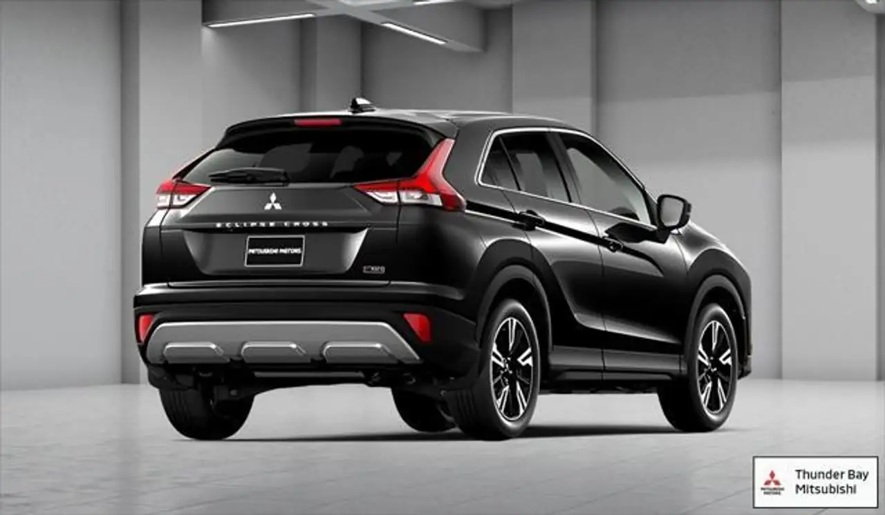 Mitsubishi Eclipse Cross снимка Mitsubishi Eclipse Cross