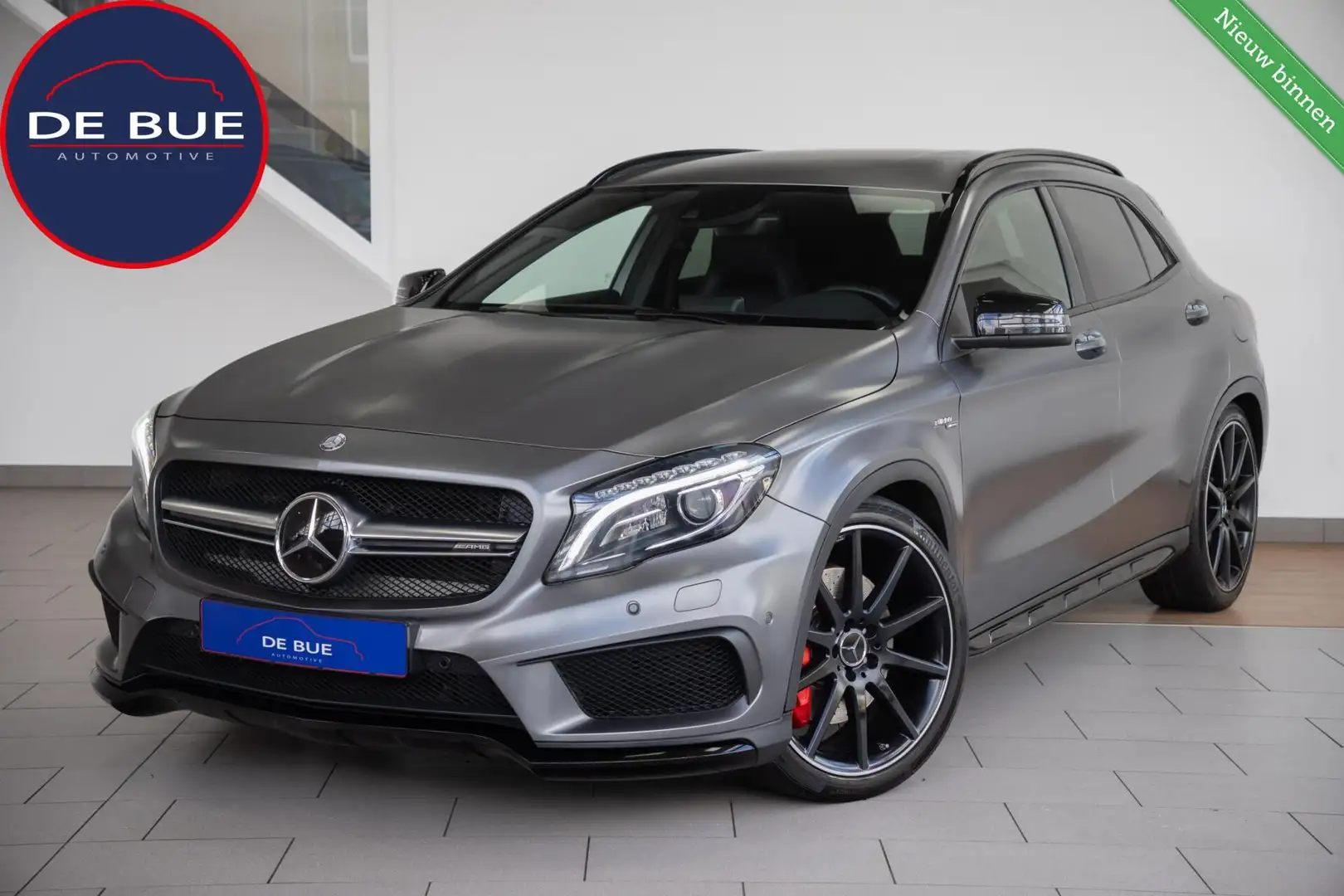 Mercedes-Benz GLA 45 AMG 4Matic 7G Designo Camera DAB Harman & Kardon Memor Grijs - 1