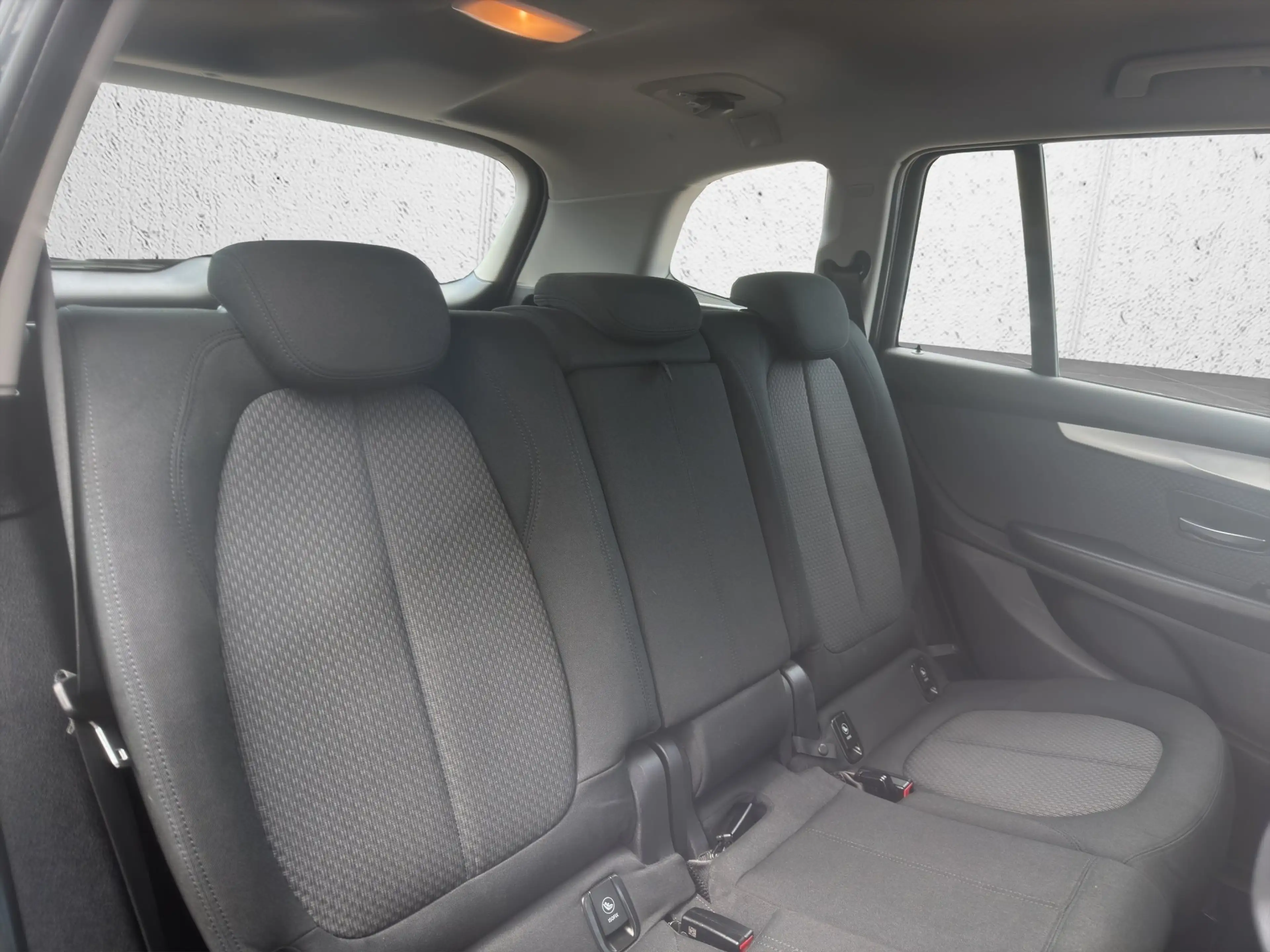 BMW 216 d GranTourer Aut*Navi*Tempomat*Sitzheizung — photo 9