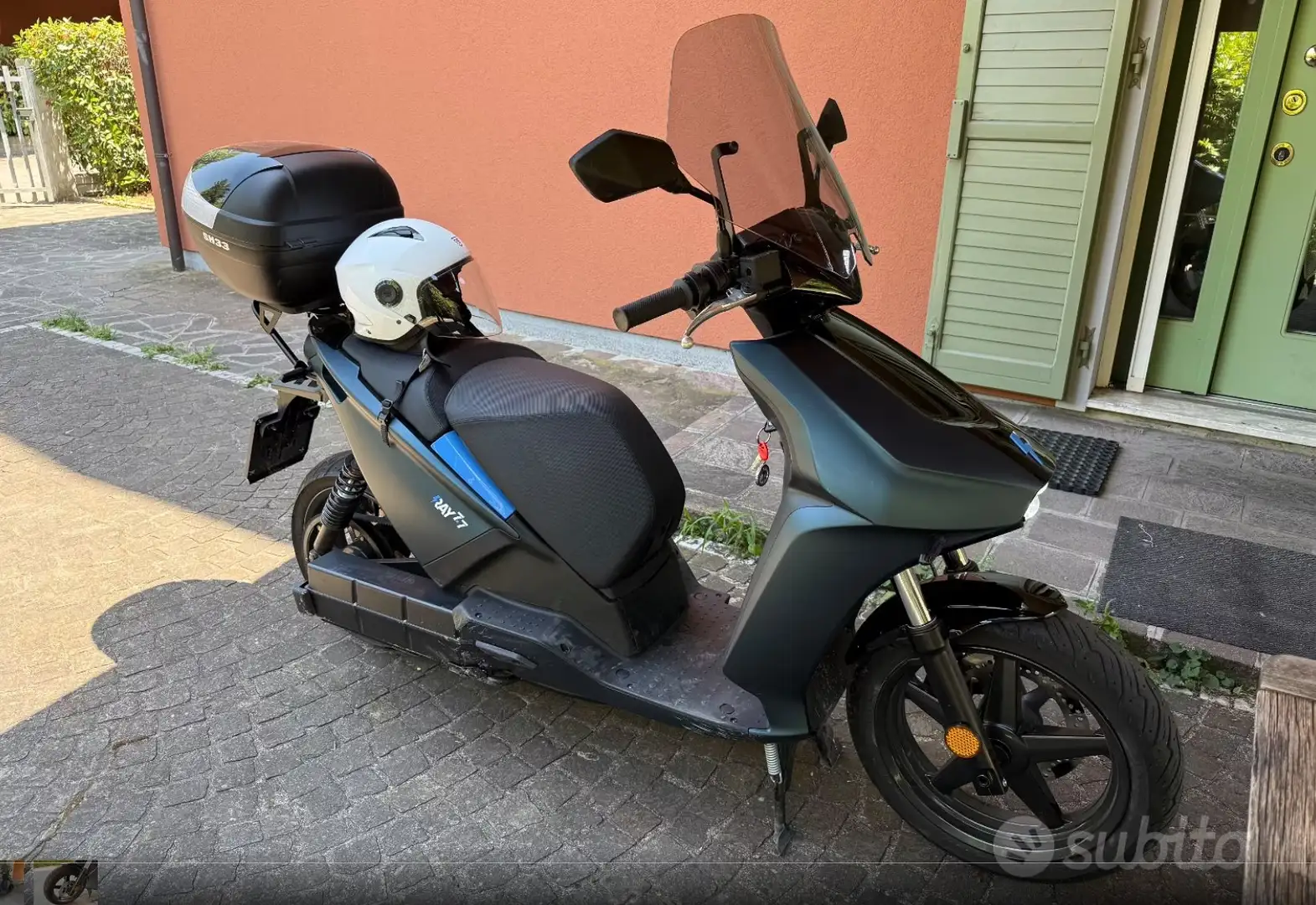 Ray 7.7 1.8 kw Azul - 1