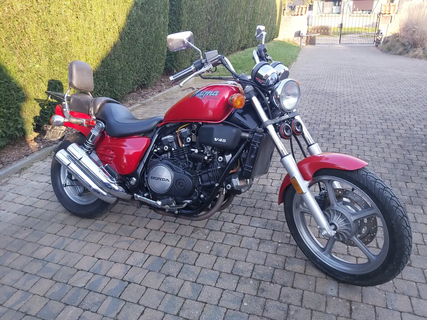 Honda VF 750 RC28 Magna Rouge - 2