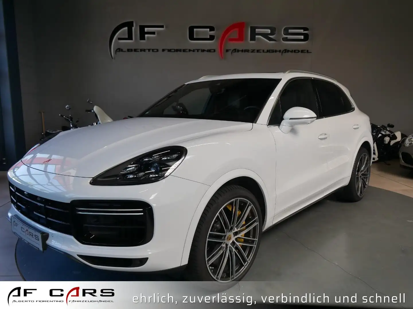 Porsche Cayenne Turbo HUD 22" PCCB Approved Matrix Keramik Weiß - 1