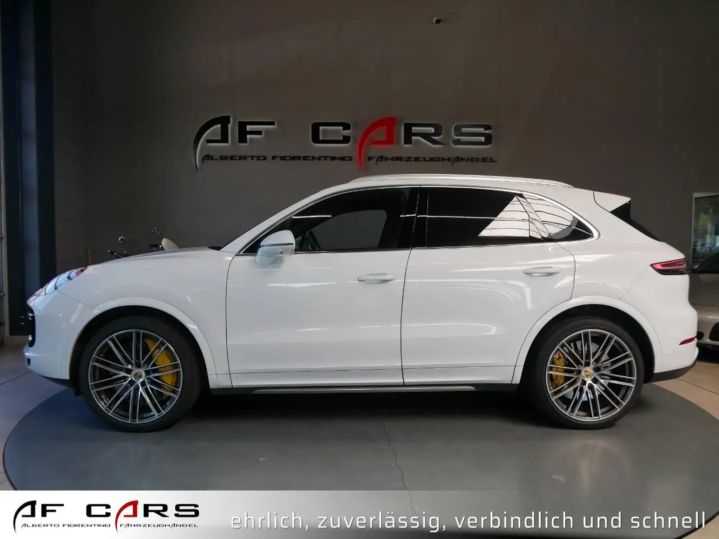 Porsche Cayenne Turbo HUD 22" PCCB Approved Matrix Keramik Weiß - 2