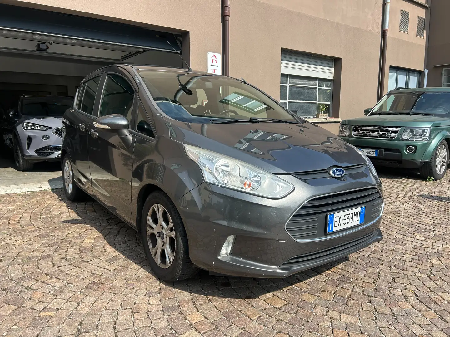 Ford B-Max B-Max 1.5 tdci 75cv Grigio - 2