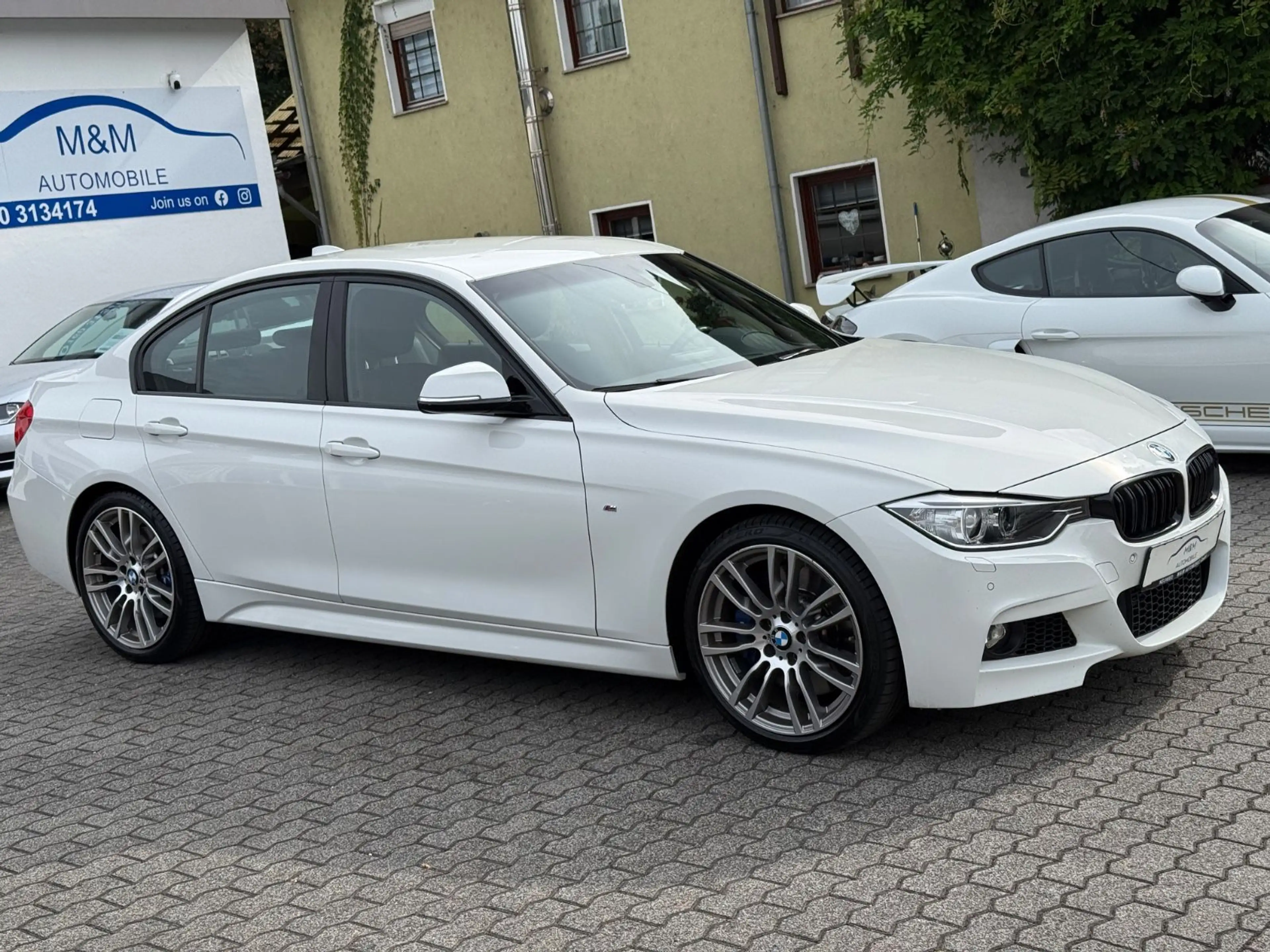 BMW 335 i M Sport Schalter 1.Hand Scheckheft Deutsch — photo 13