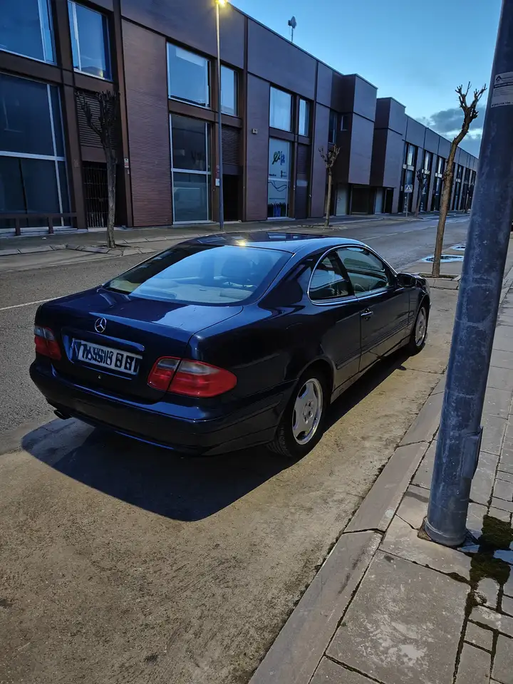 Mercedes-Benz CLK 320 Elegance, foto 4