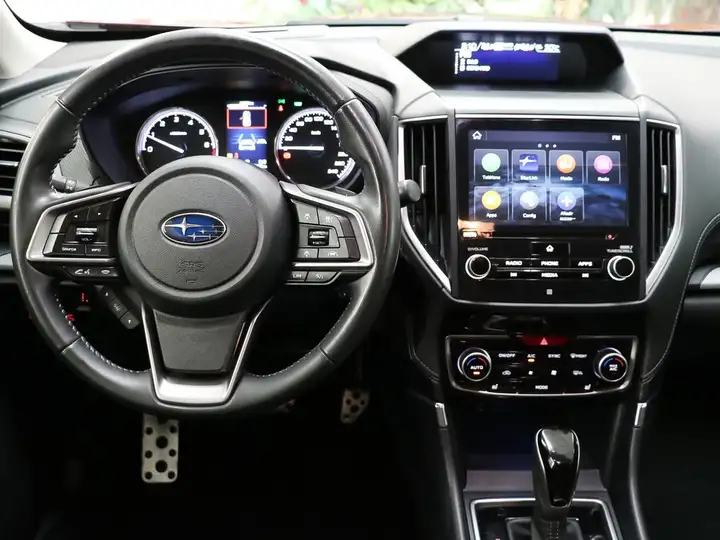 Subaru Forester 2.0i Hybrid CVT Sport Plus 2021, foto 14