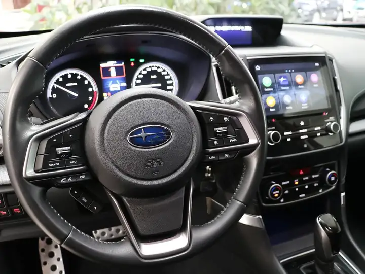 Subaru Forester 2.0i Hybrid CVT Sport Plus 2021, foto 33