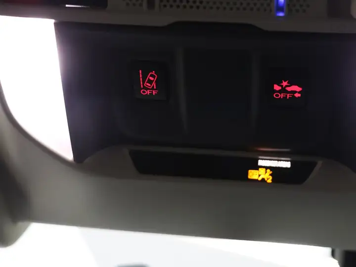 Subaru Forester 2.0i Hybrid CVT Sport Plus 2021, foto 31