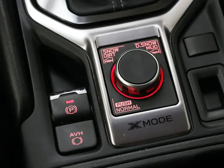 Subaru Forester 2.0i Hybrid CVT Sport Plus 2021, foto 26