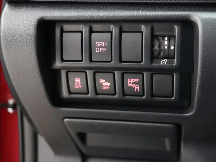 Subaru Forester 2.0i Hybrid CVT Sport Plus 2021, foto 39