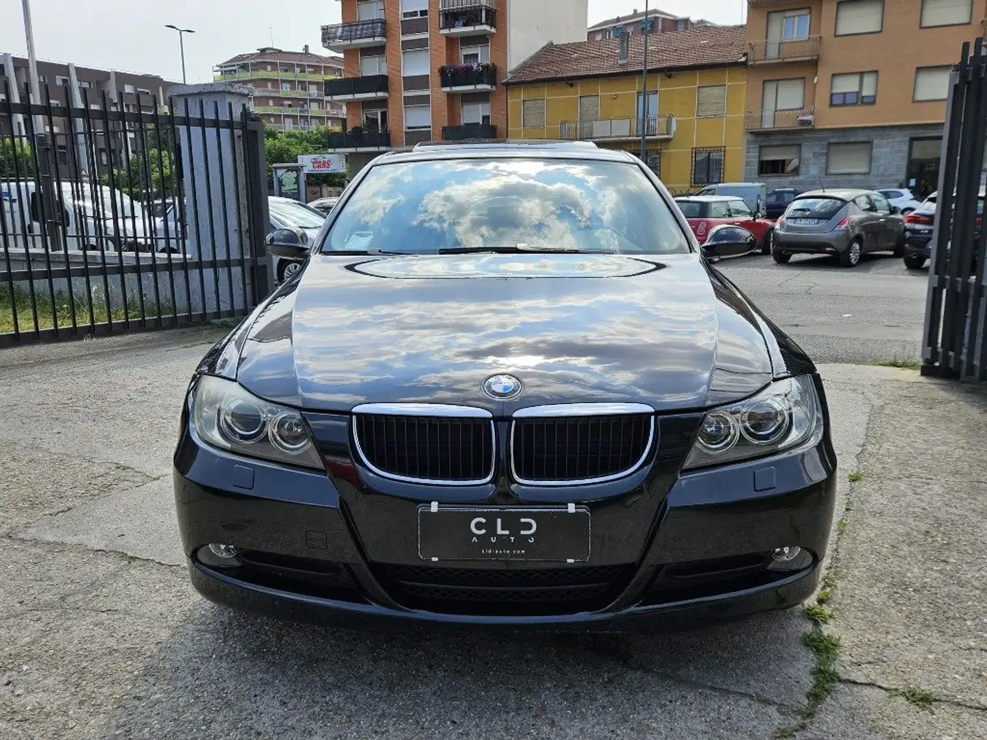 BMW 320 d Nero - 2