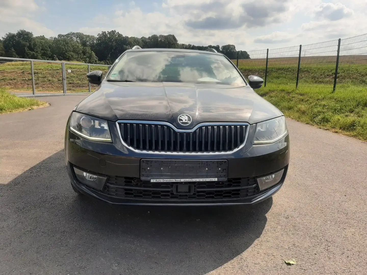 Skoda Octavia Combi 1.8 TSI DSG 4x4 Elegance,Bi-Xenon Black - 2