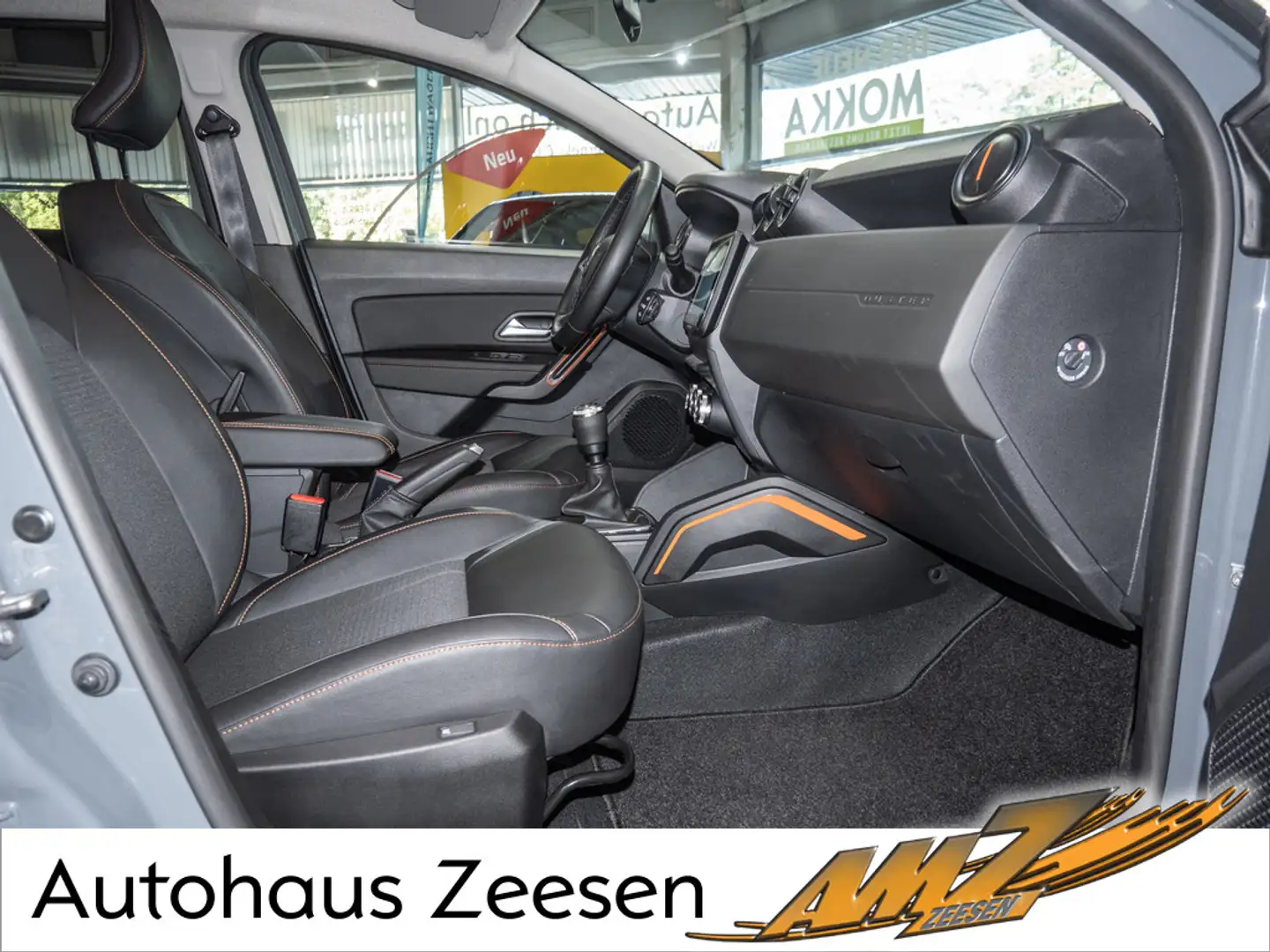 Dacia Duster Extreme TCe 100 ECO-G 2WD SHZ NAVI AHK Gris - 2