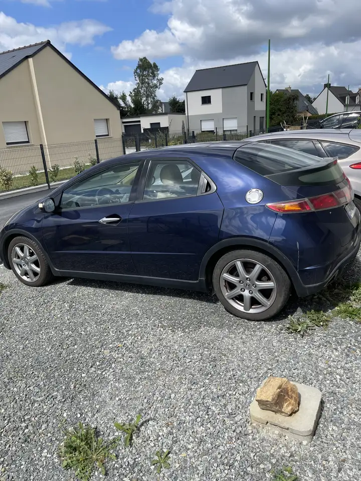 Honda Civic 1.8 i-VTEC Executive Navi Cuir i-Shift A