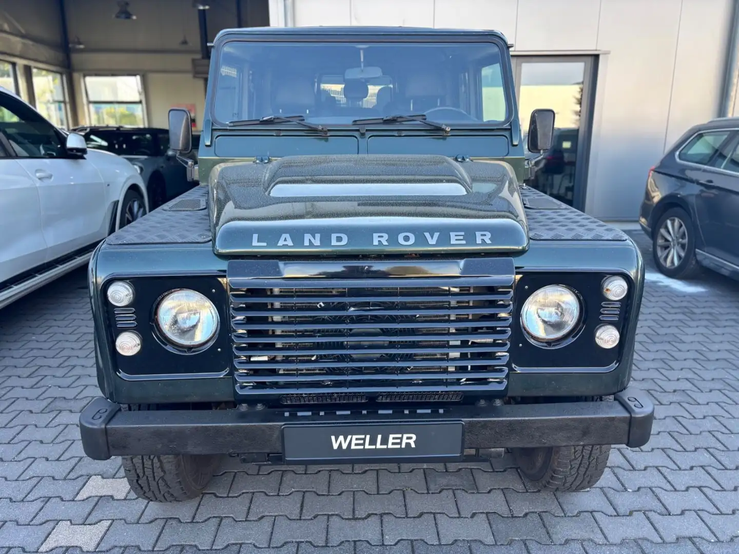 Land Rover Defender 110 E Station Wagon Vert - 2