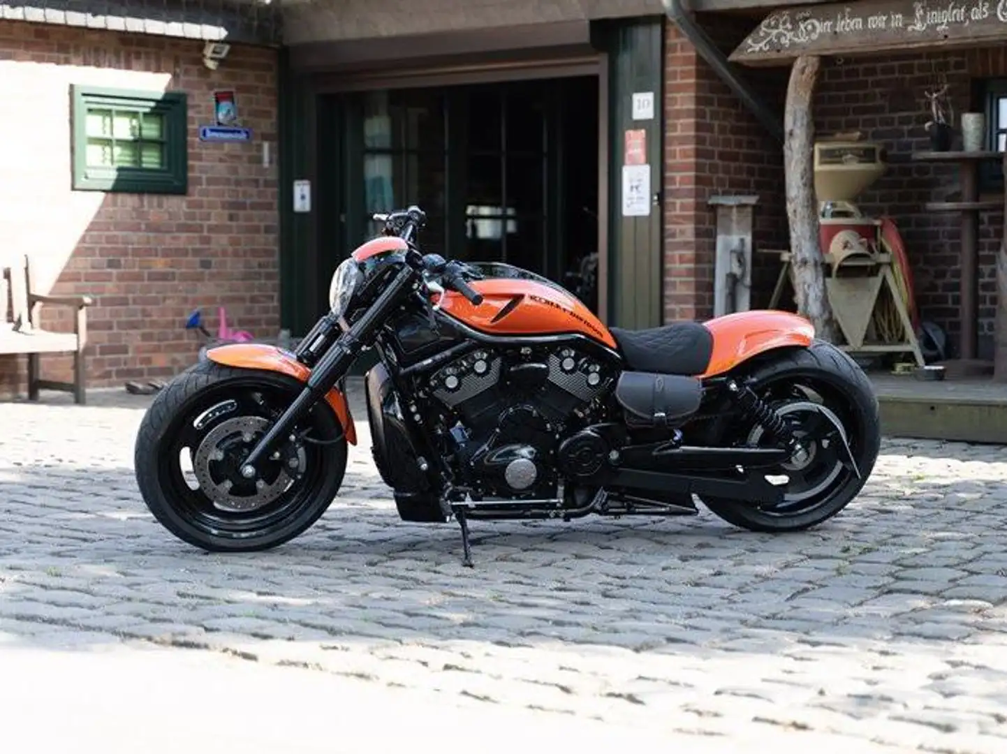 Harley-Davidson VRSC Night Rod 260er Spezialumbau Portocaliu - 1