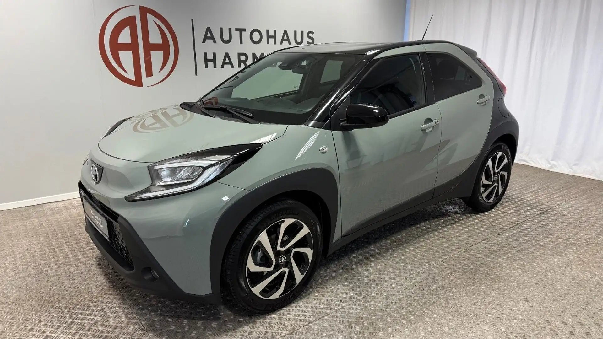 Toyota Sonstige Aygo X Pulse LED SH Kamera Grau - 2