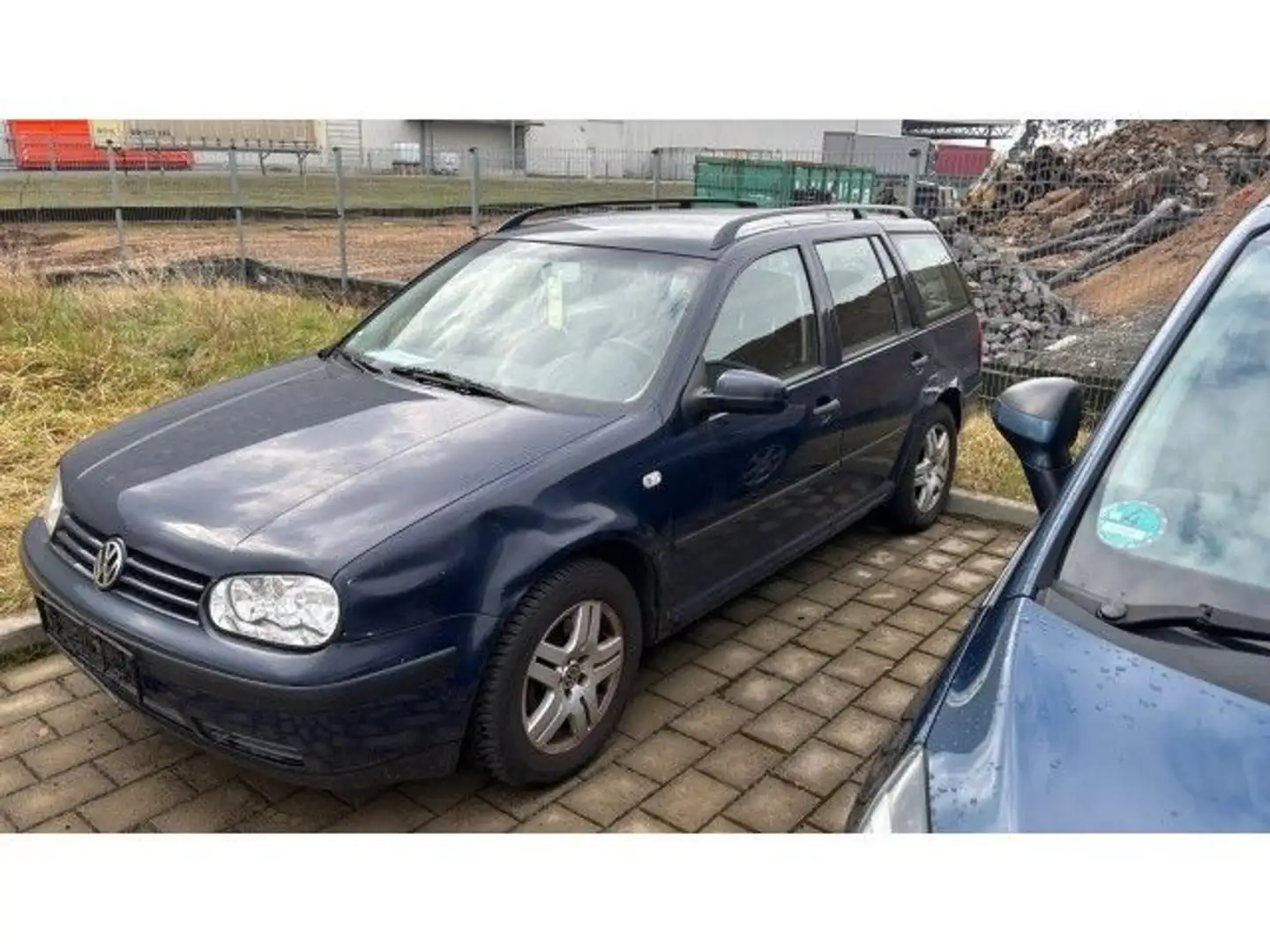 Volkswagen Golf 1.4 Special Variant Vert - 2
