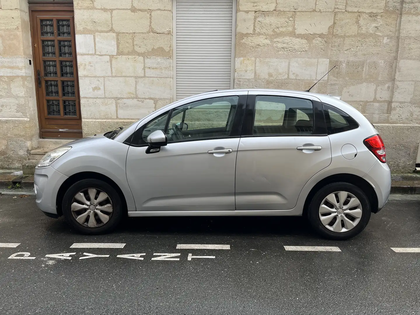 Citroen C3 C3 1.4i Airdream Confort Argent - 2