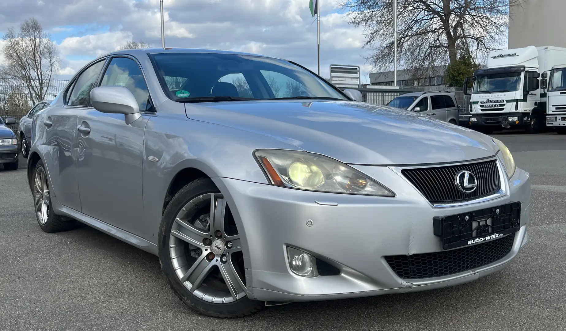 Lexus IS 250 IS 250 Sport Line *Handschalter* Plateado - 2