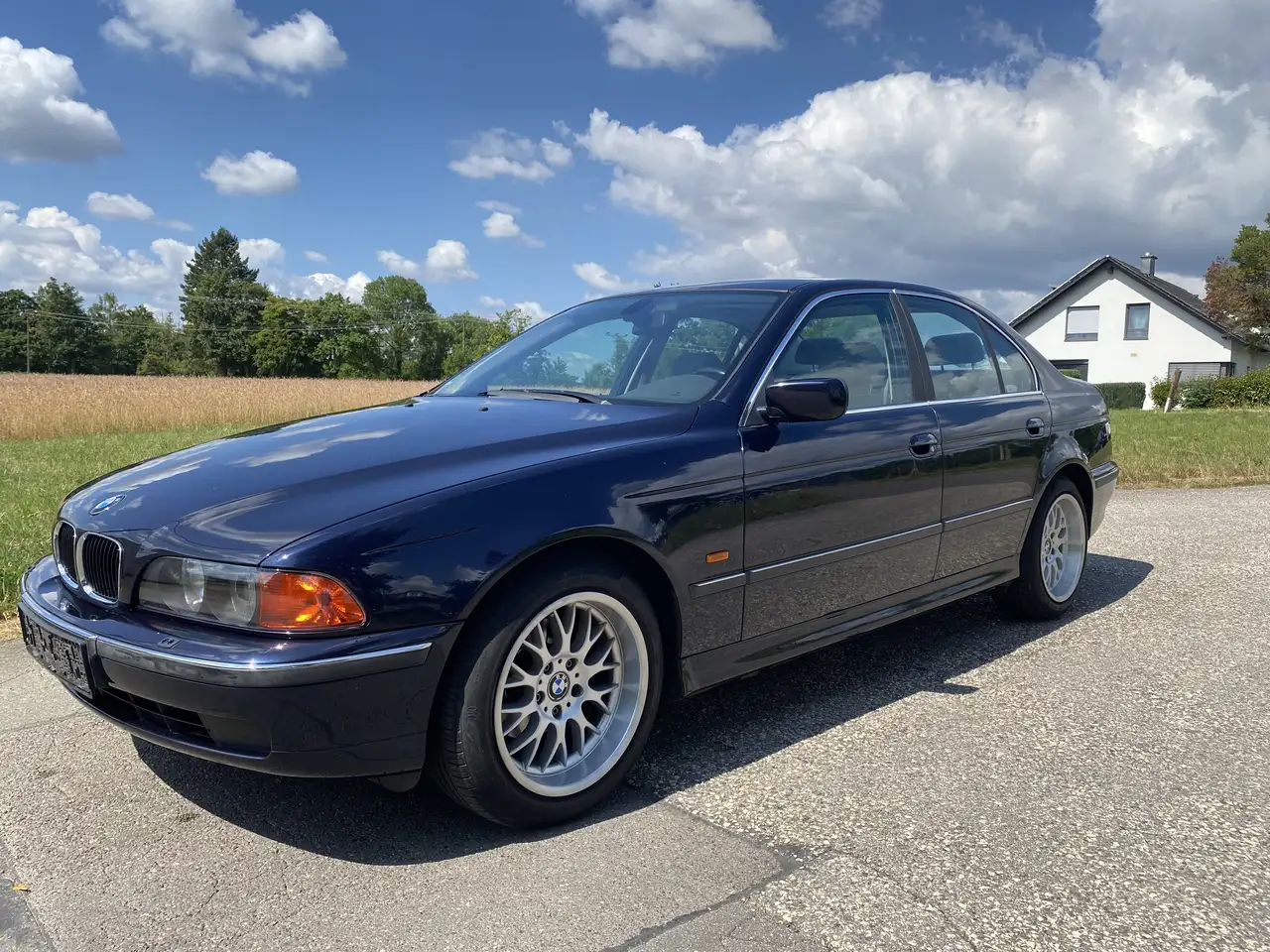 BMW 520