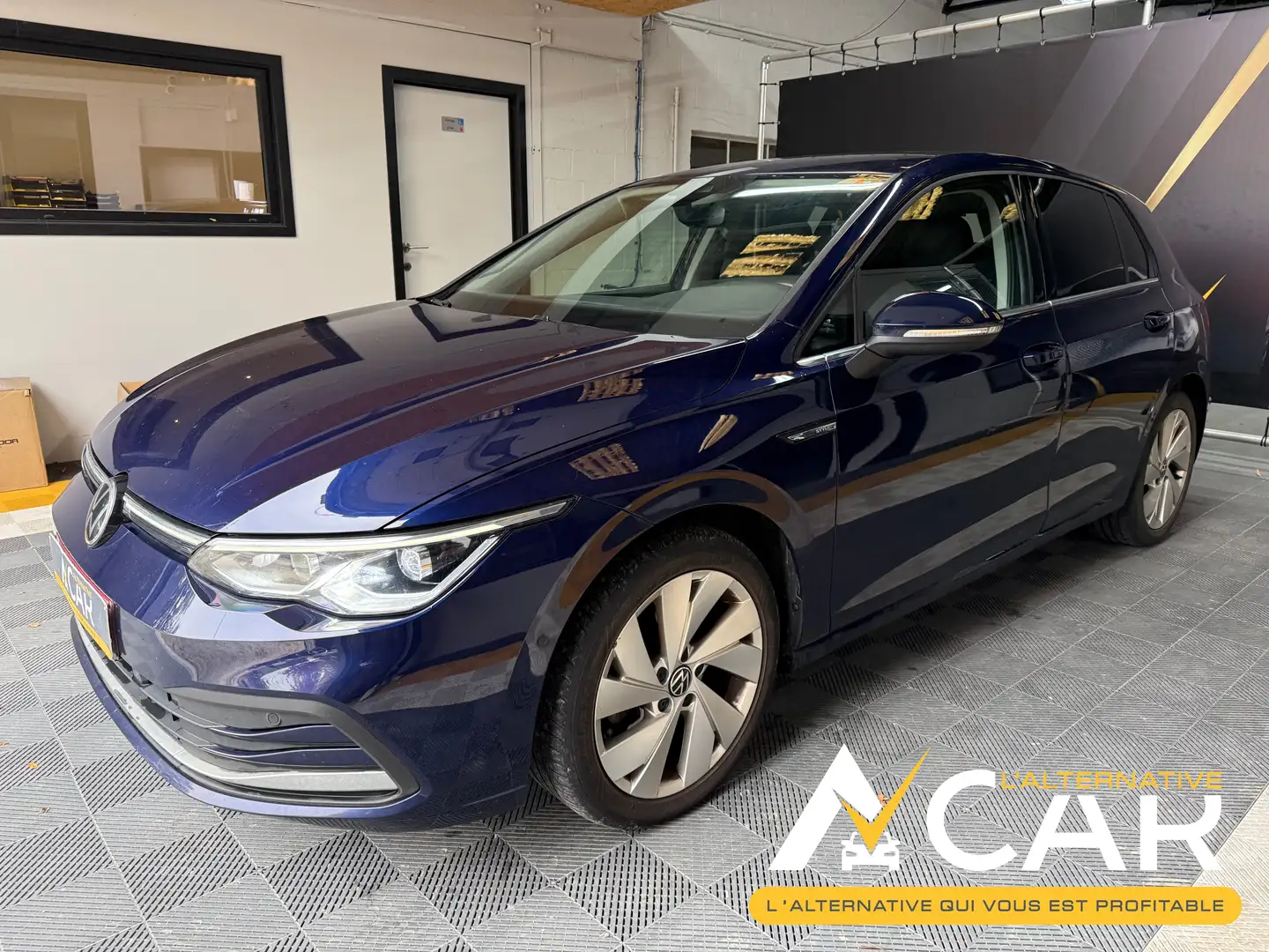 Volkswagen Golf 1.5 eTSI Business Premium OPF DSG - GARANTIE 12M Bleu - 1