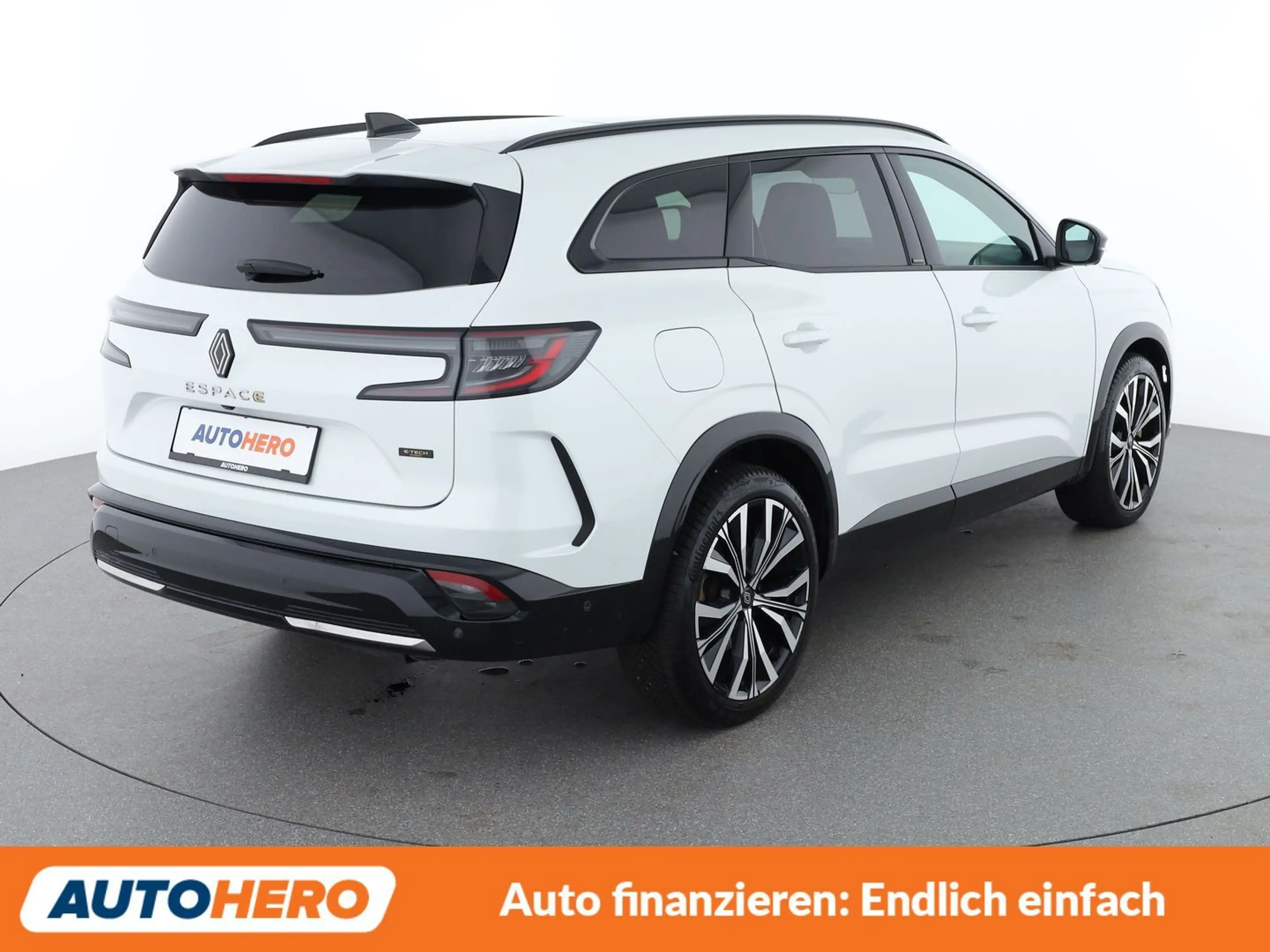 Renault Grand Espace 1.2 E-Tech Hybrid Iconic — photo 6