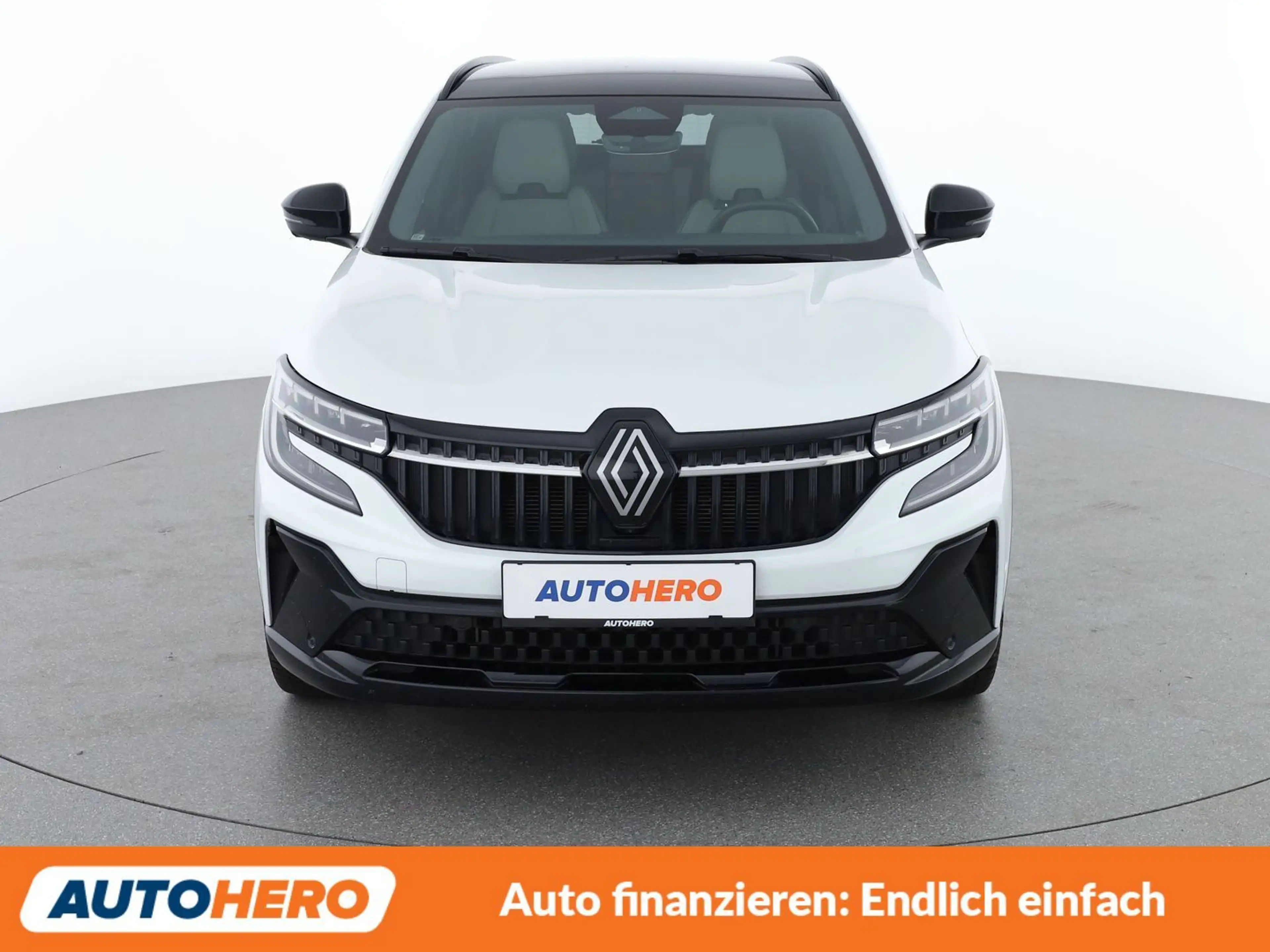Renault Grand Espace 1.2 E-Tech Hybrid Iconic — photo 9