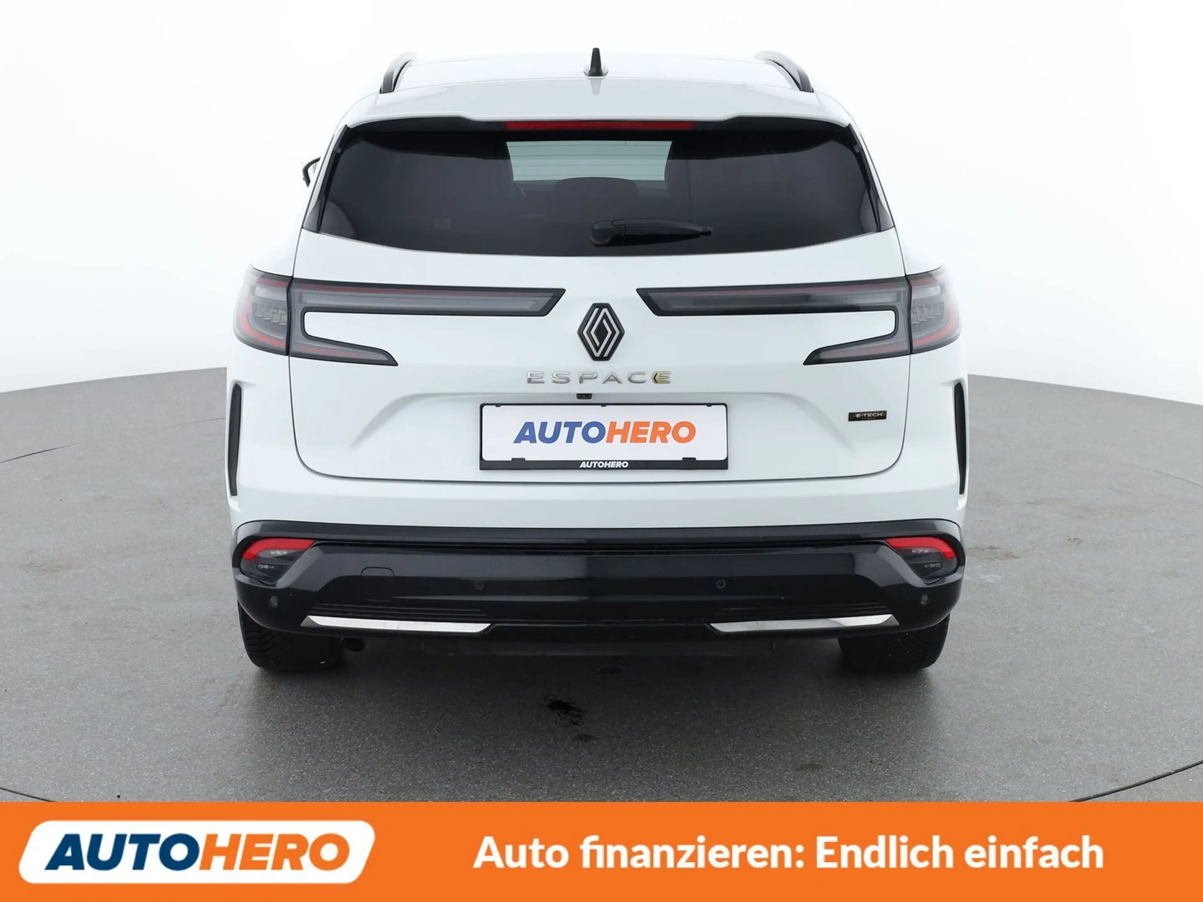 Renault Grand Espace 1.2 E-Tech Hybrid Iconic — photo 5