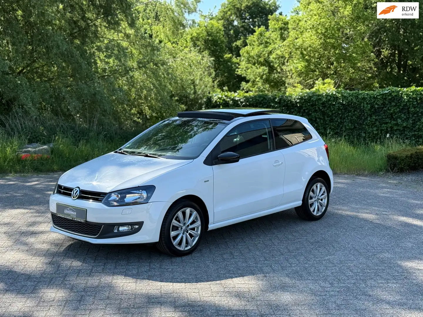 Volkswagen Polo 1.2 TSI Highline PANO I CRUISE I PDC I ZEER MOOI I Wit - 1