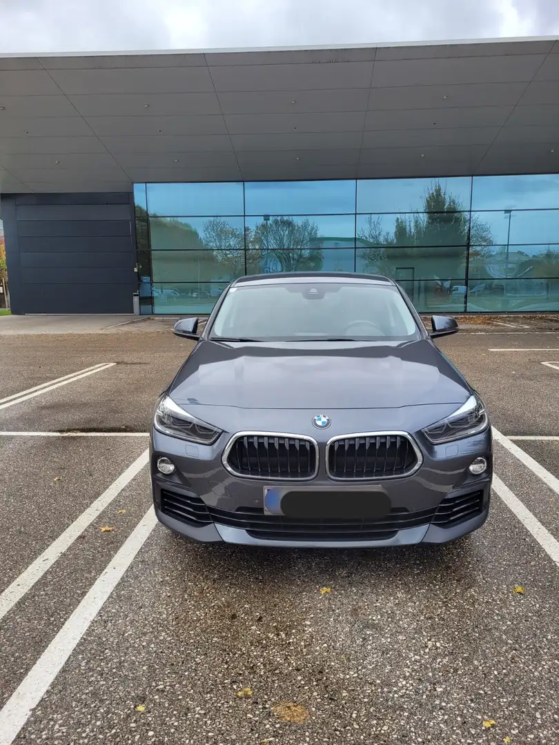BMW X2 X2 sDrive18i Advantage Aut. Advantage Grau - 2