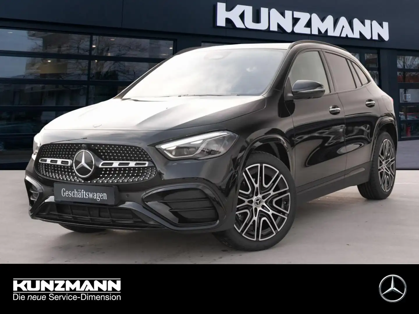 Mercedes-Benz GLA 220 d 4MATIC AMG Night Panorama Distronic Schwarz - 1