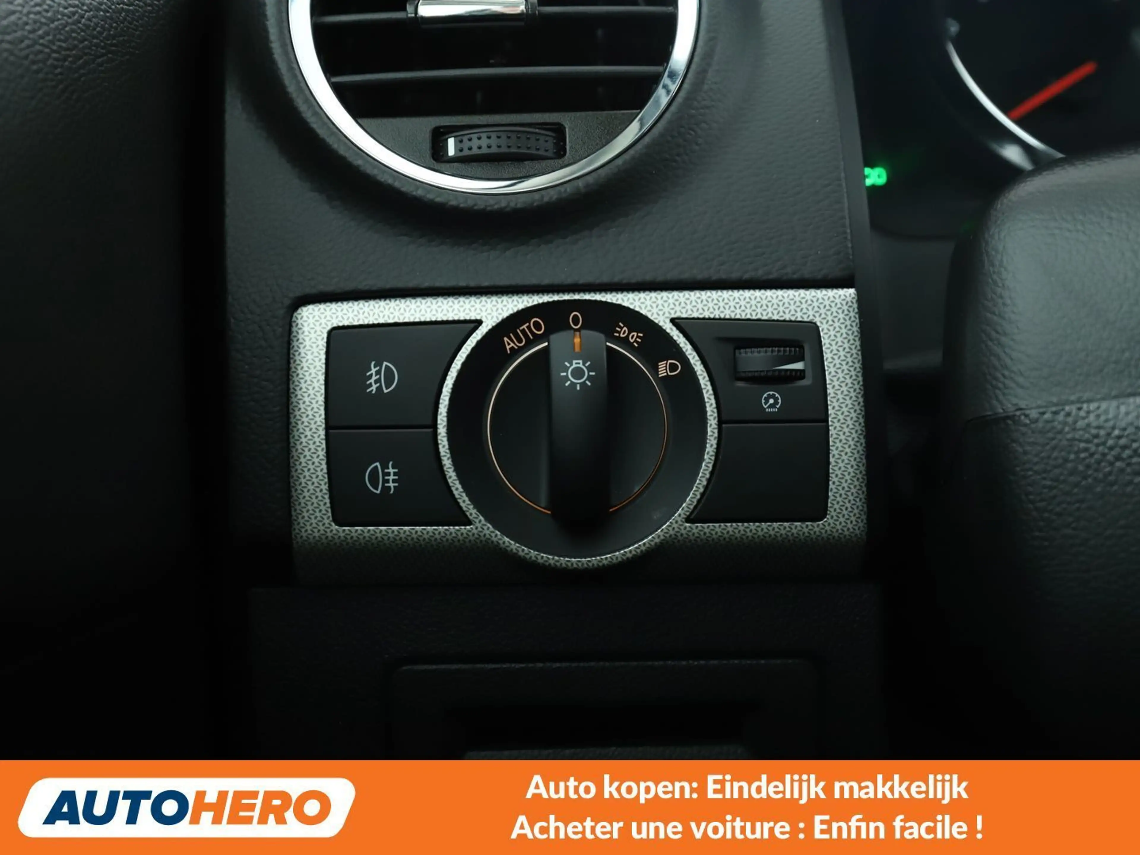 Opel Antara 2.4 Cosmo 4x4 — photo 13