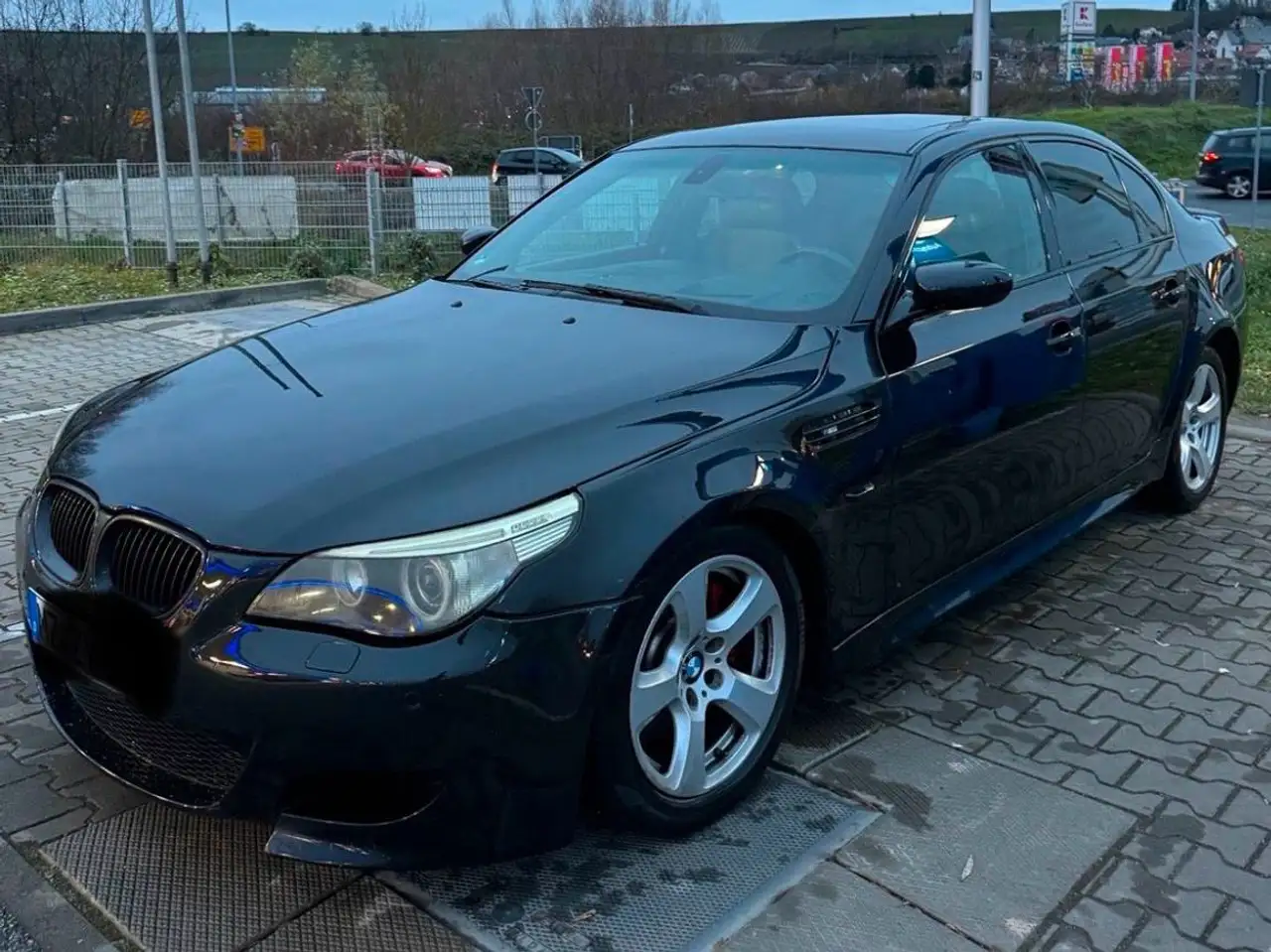 BMW 545