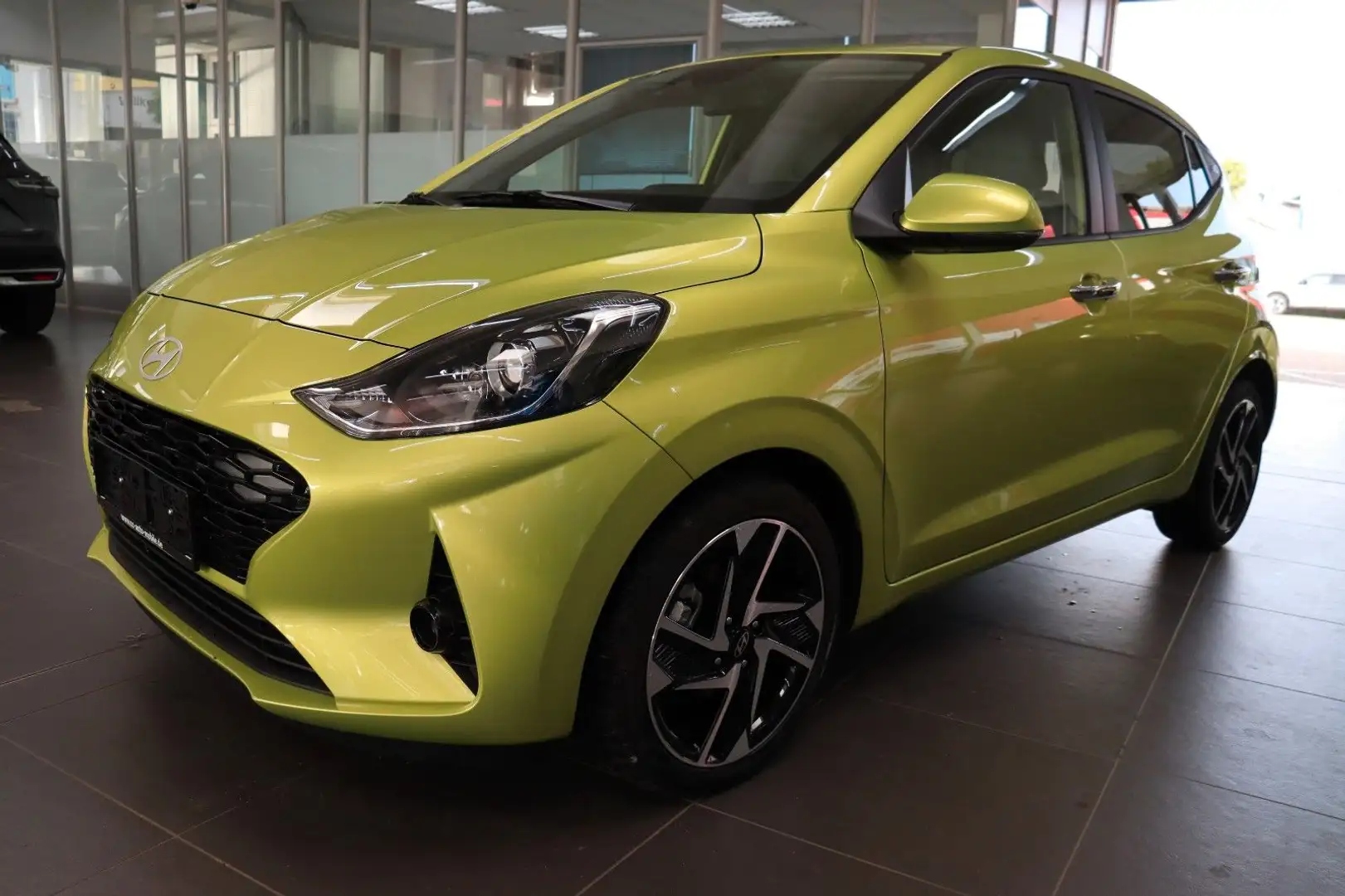 Hyundai i10 Prime 1.2 AT Navi Smart Key Kamera Winterpak Gelb - 1
