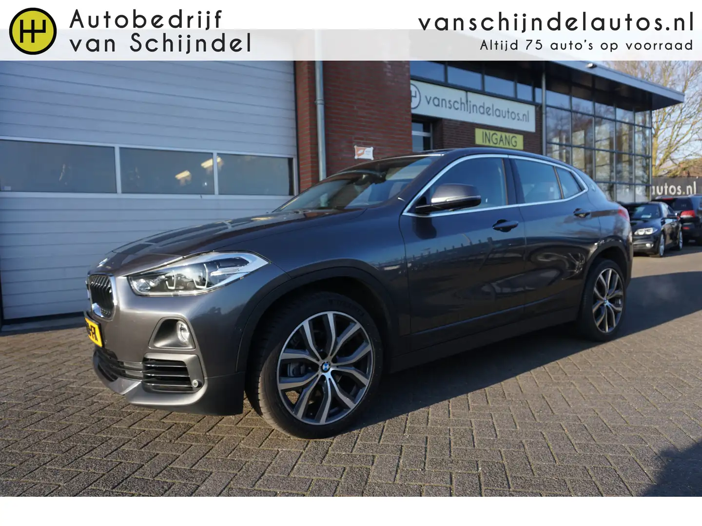 BMW X2 SDRIVE 18I SDRIVE HIGH EXECUTIVE LUXE KEURIGE NETT Grijs - 1