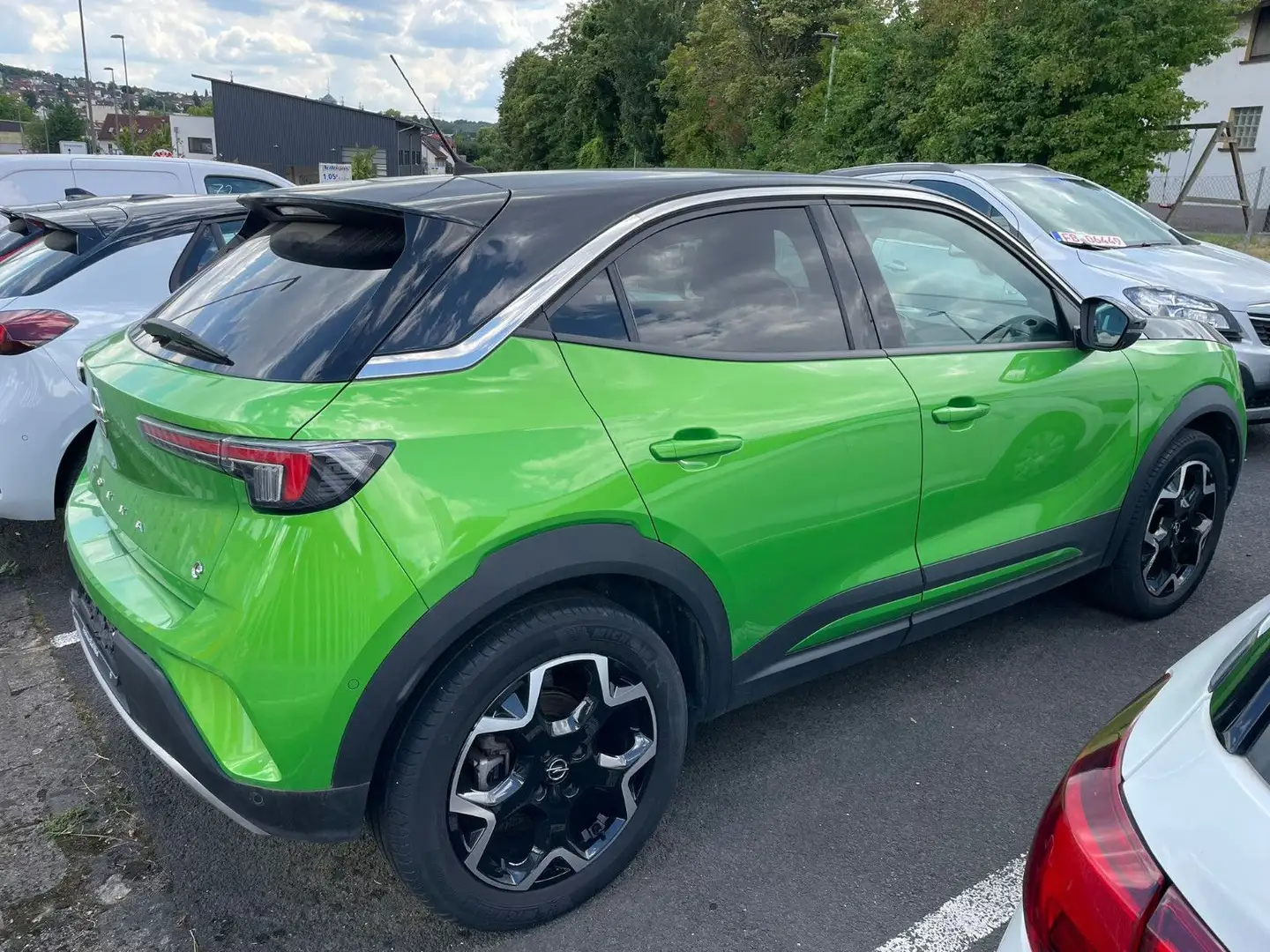 Opel Mokka e Ultimate Navi/Keyless/Cam/Alcantara Zöld - 2