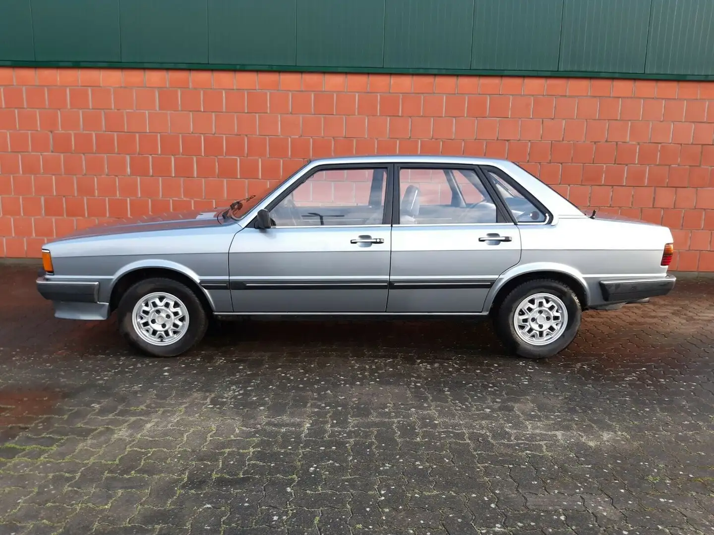 Audi 80 CD 5 E - Automatik- kerngesunder Zustand Bleu - 2