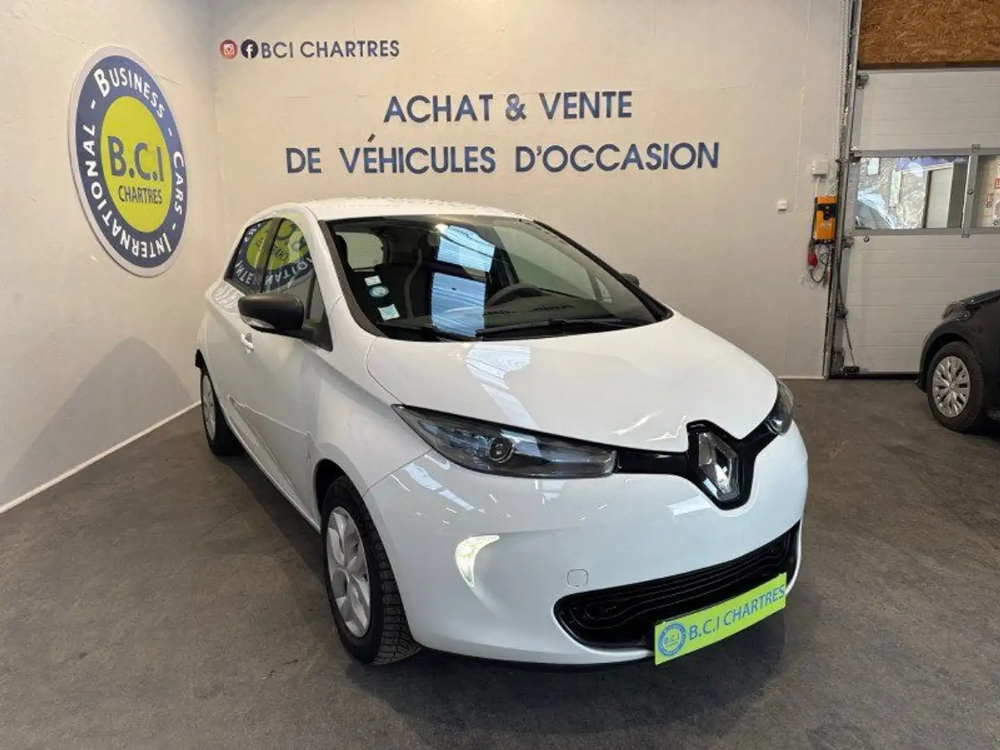 Renault ZOE LIFE CHARGE NORMALE R75 location de batterie Blanc - 2