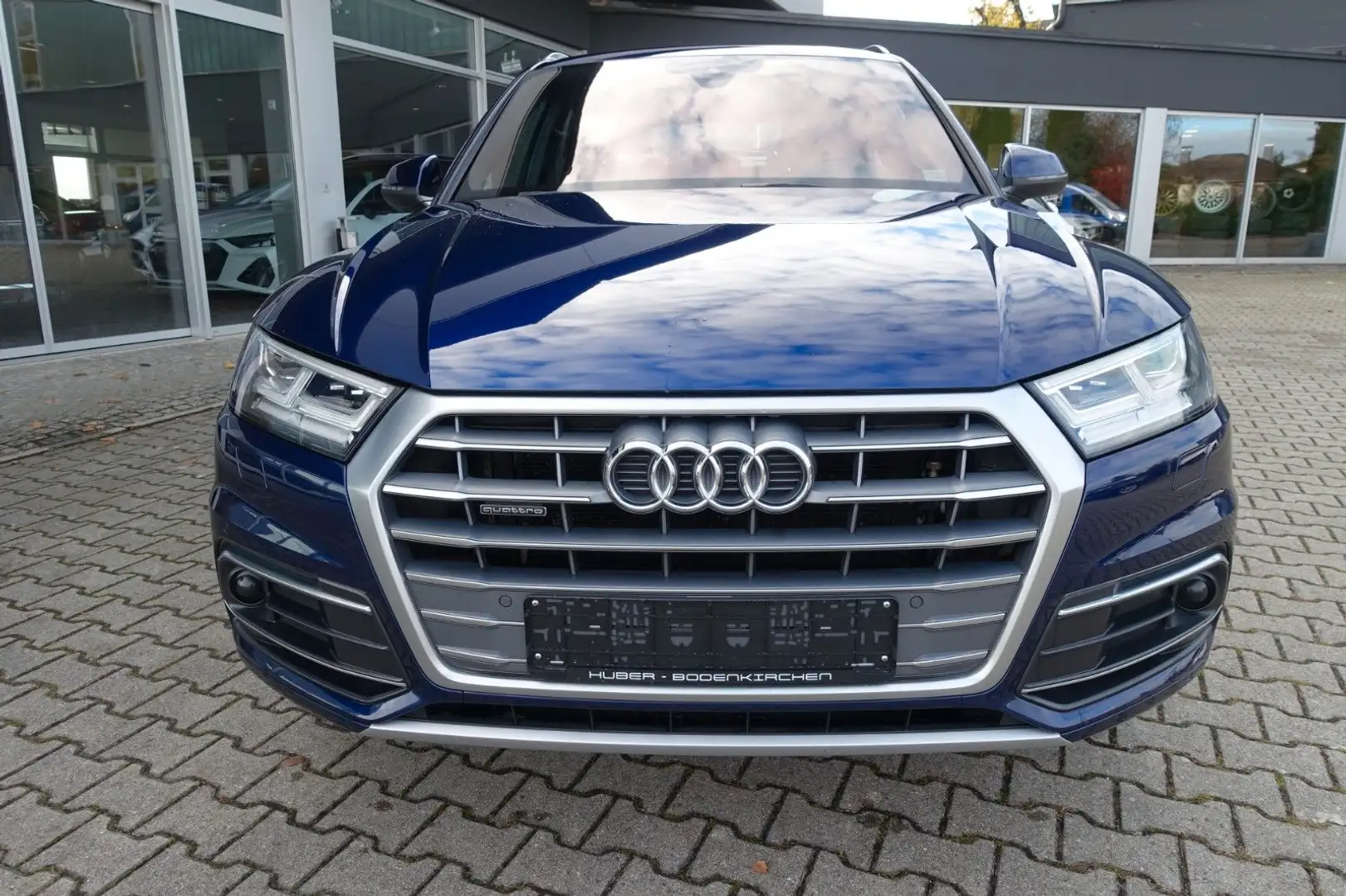 Audi Q5 quattro sport 2xS-Line, AHK, Navi, PDC, Top Blau - 2