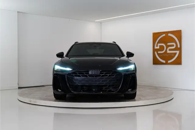 Audi A6 view 8