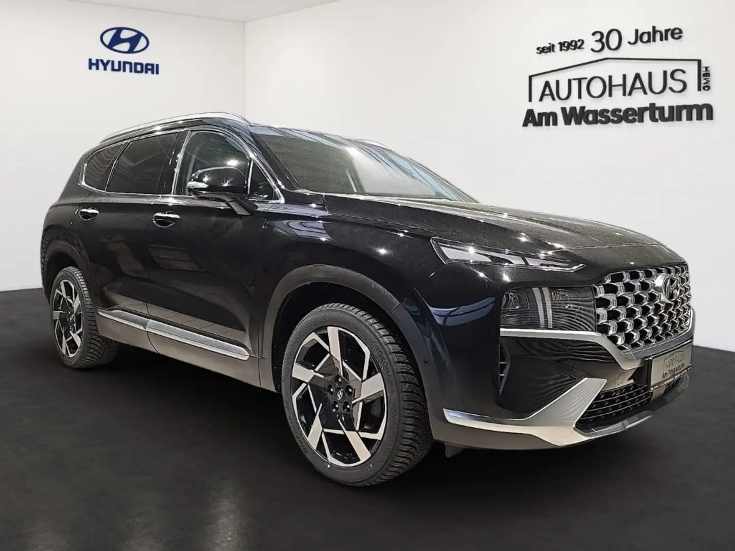 Hyundai SANTA FE 2.2 CRDi 4WD 8-DCT SEVEN Prime Panoramadach Assist Schwarz - 2