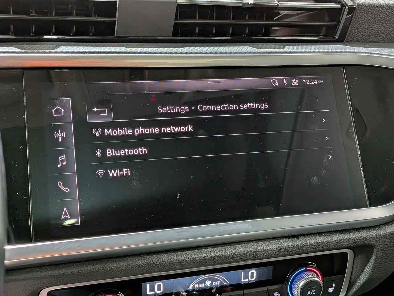 Audi Q3 снимка Audi Q3