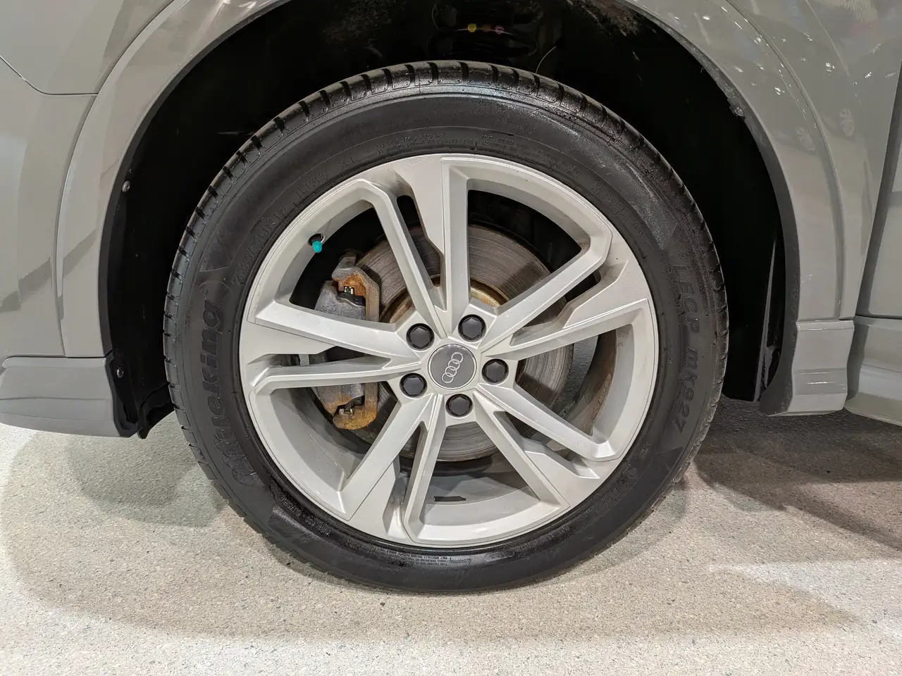 Audi Q3 снимка Audi Q3