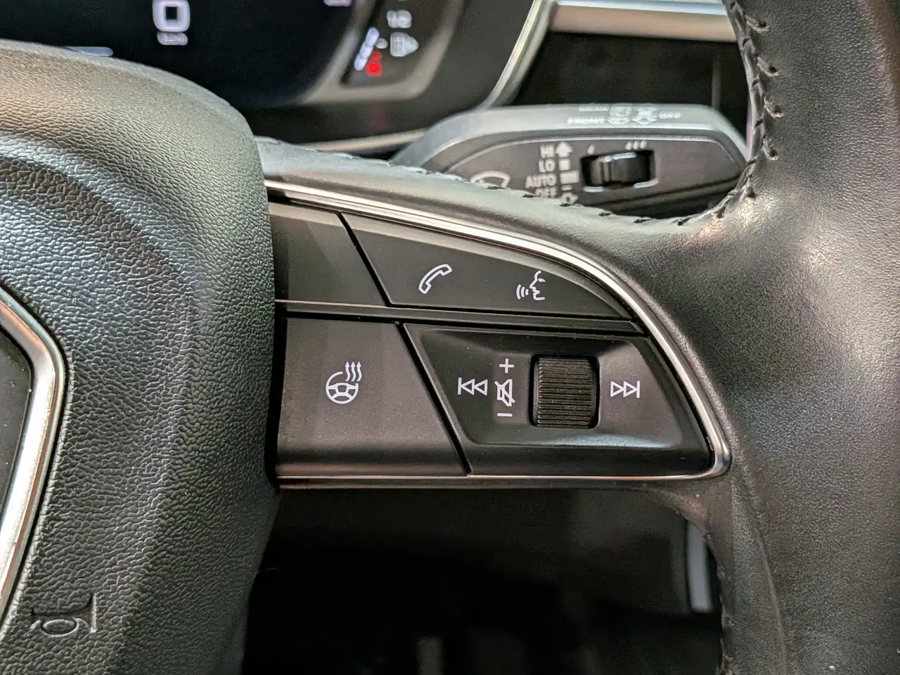 Audi Q3 снимка Audi Q3