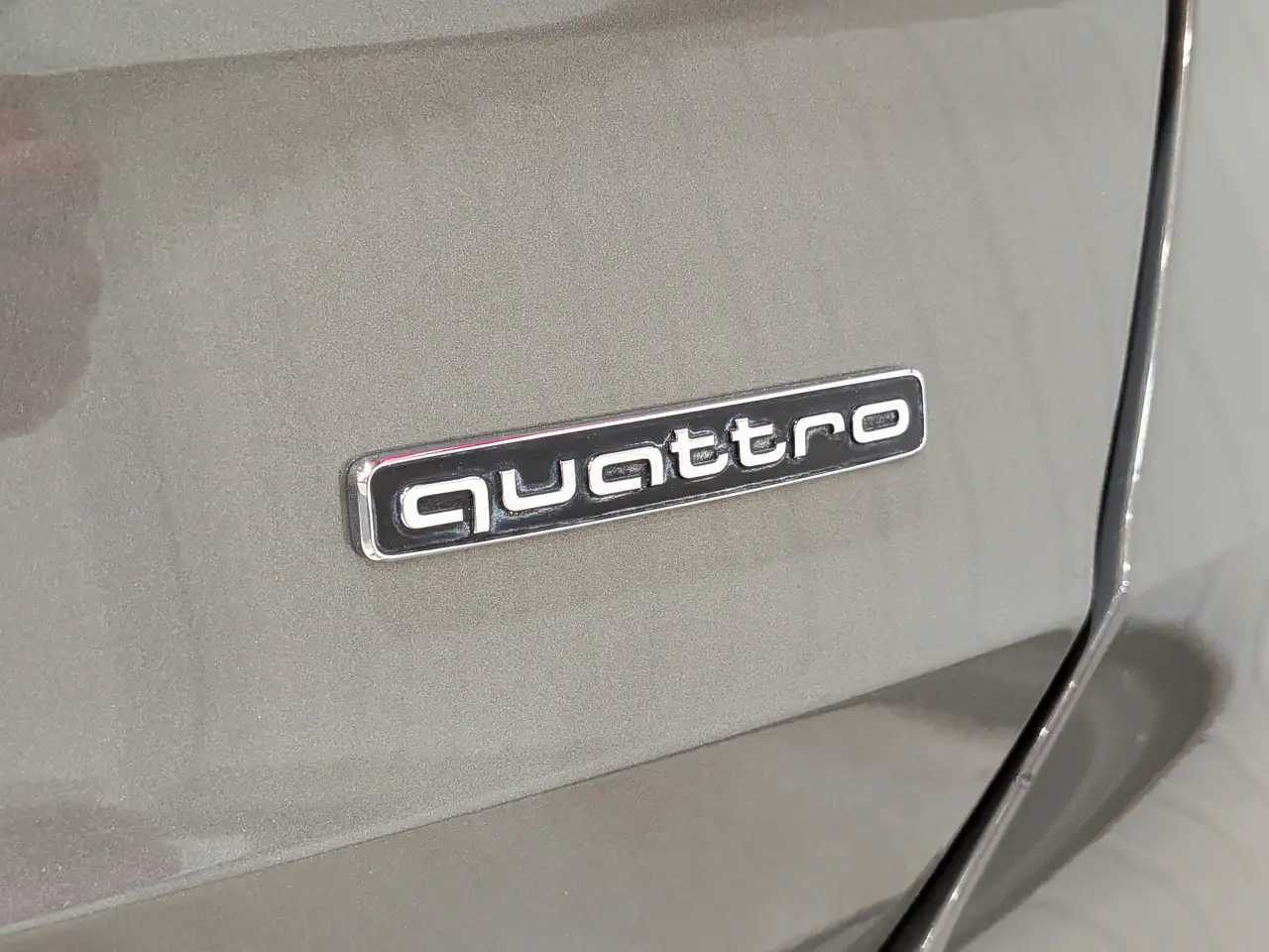 Audi Q3 снимка Audi Q3