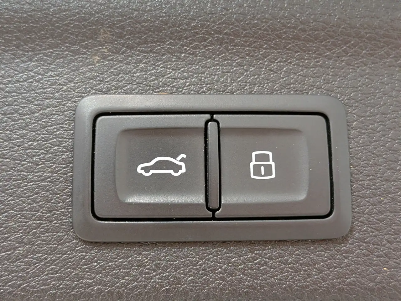 Audi Q3 снимка Audi Q3