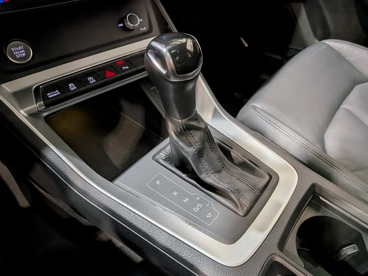 Audi Q3 снимка Audi Q3